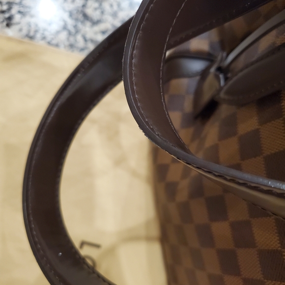 Louis Vuitton Vintage Purse - Picture 4 of 16